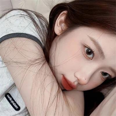32颗药丸：我姐姐的自杀
